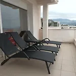 Maia\'S Beach Apartment